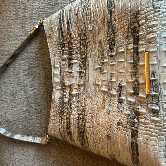 Nice new Brahmin handbag beautiful multi color - Picture 14 of 17